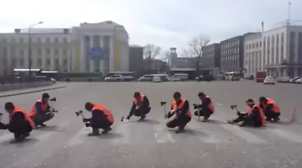 Кто у нас рубит в зебрах?